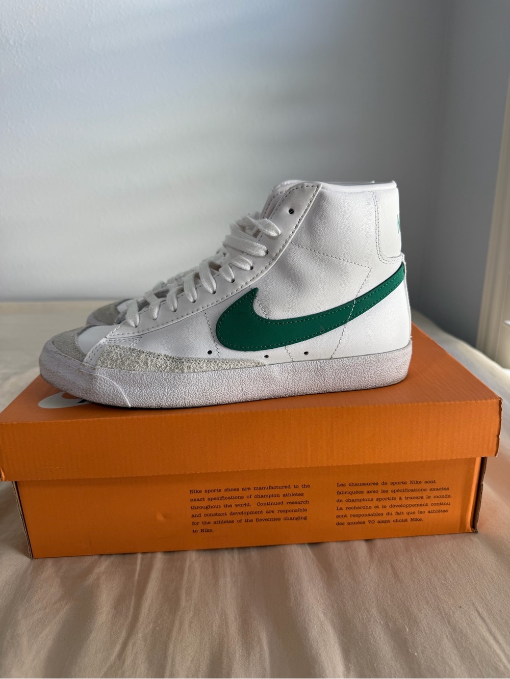 Nike Blazer Mid with Green Swoosh - Picture 4 of 7